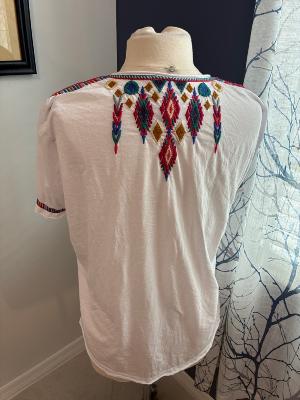Johnny Was Embroidered V-Neck Tee - Picture 4 of 7
